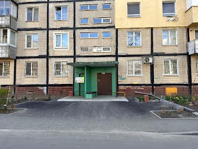 квартира за адресою Янтарна вул., 73