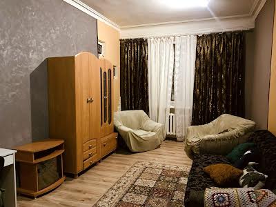 квартира за адресою Миколи Міхновського бульв. (Дружби Народів), 11