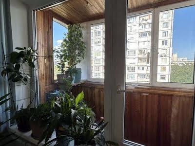 квартира по адресу Николая Ушакова ул., 4