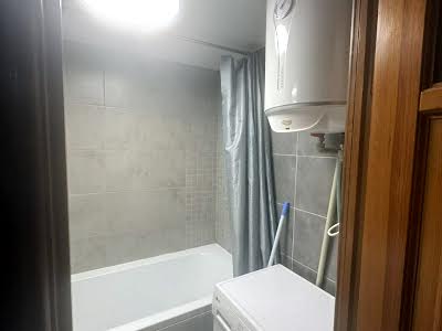 квартира за адресою П'ятницька вул., 94