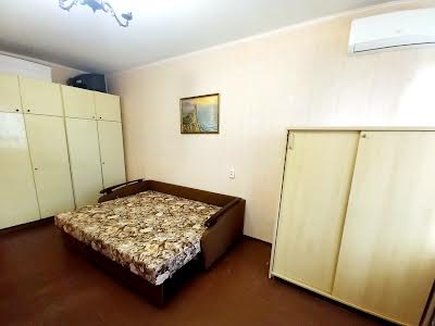 квартира за адресою Новорічна вул., 79