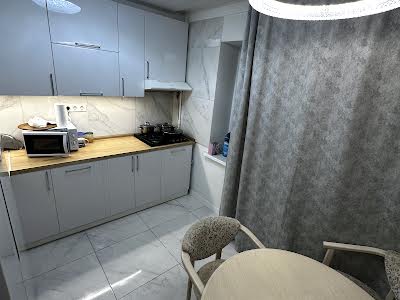 квартира по адресу Половецкая ул., 14а
