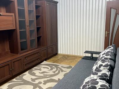 квартира за адресою Леся Курбаса просп., 15