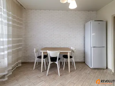 квартира за адресою Практична вул., 3