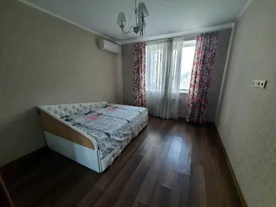 квартира за адресою Боголюбова вул., 12