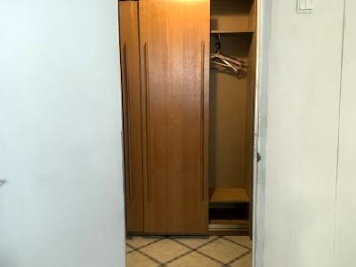 квартира за адресою Дарницький бульв., 4