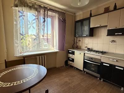 квартира по адресу Володимира Вернадського ул. (Дзержинського), 33