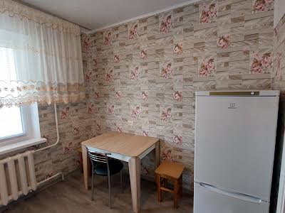 квартира за адресою Лазурна вул., 52