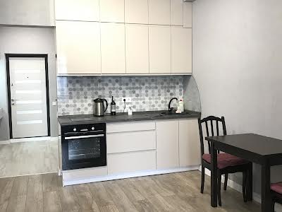 квартира за адресою Михайла Максимовича вул. (Онуфрія Трутенка), 26