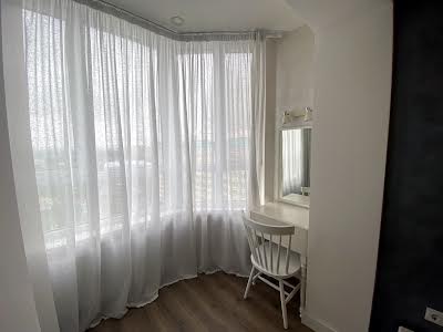 квартира по адресу Жулянська ул., 1г
