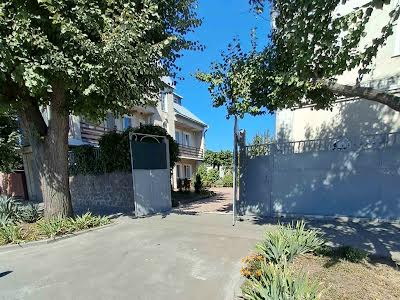 будинок за адресою АН Купи Дім, 88
