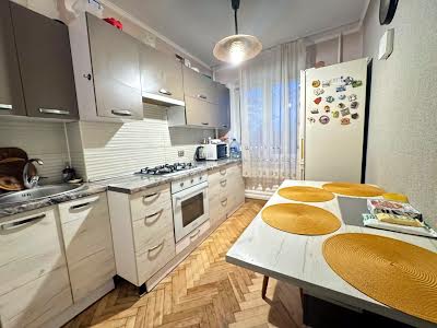 квартира за адресою Пасічна вул., 86
