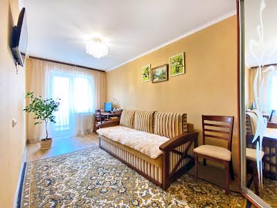 квартира за адресою Дніпро, Вадима Жукова вул. (Бєляєва), 10