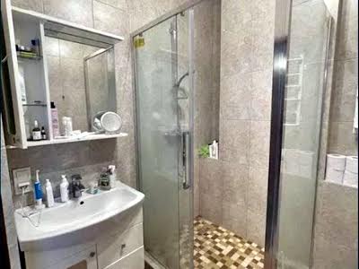 квартира за адресою Жилянська вул., 118