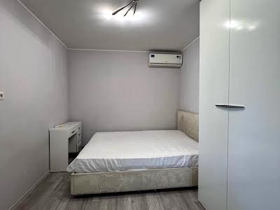 квартира за адресою Академіка Глушкова просп., 30