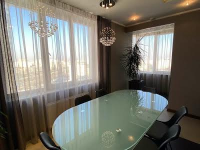 квартира за адресою Дніпровська набережна вул., 1-А