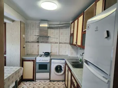 квартира за адресою Торгова вул., 1