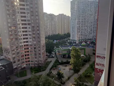 квартира за адресою Софії Русової вул., 1-Б