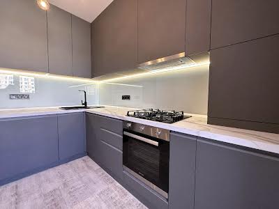 квартира за адресою Боголюбова вул., 33