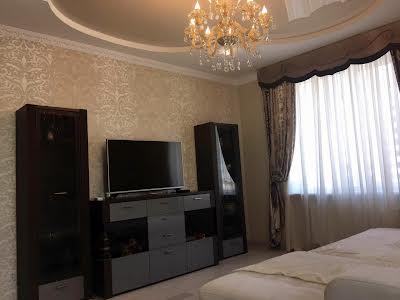 квартира за адресою Олексія Вадатурського вул., 53а