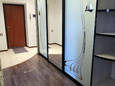 квартира за адресою Молодіжна вул., 55