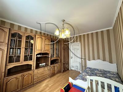 квартира за адресою Академіка Заболотного вул., 66