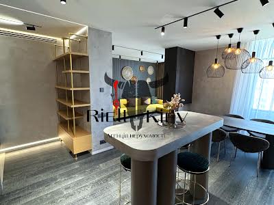 квартира за адресою Трускавецька вул., 8