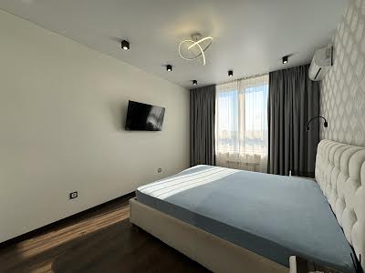 квартира за адресою Драгоманова вул., 10