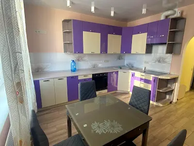 квартира за адресою Авраама Лінкольна вул. (), 6а