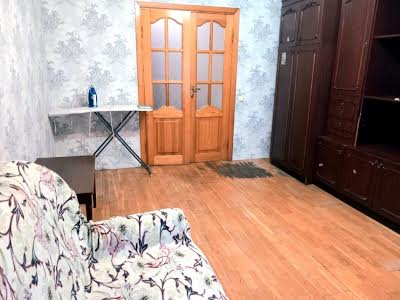 квартира за адресою Бережанська вул., 24