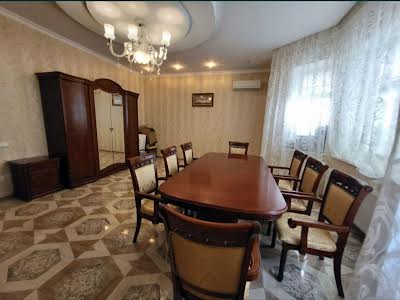 дом по адресу п. Лески, Ореховая