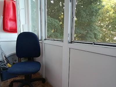 квартира за адресою Алана Шепарда вул. (Суворова), 34-А