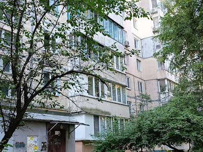 квартира за адресою Дегтярівська вул., 10