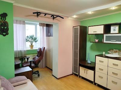 квартира за адресою Мілютенка вул., 25