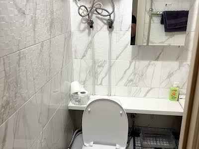квартира за адресою Київ, Героїв полку 