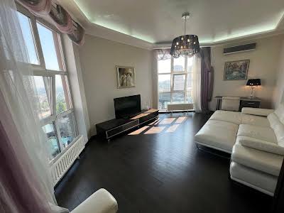 квартира за адресою Кудрявський узвіз, 3-Б