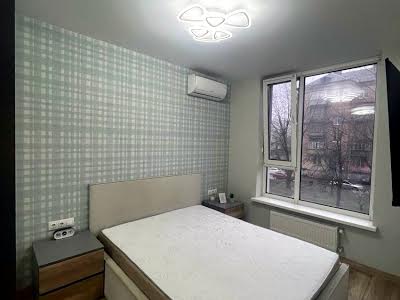 квартира за адресою Ісмаїла Гаспринського вул. (Сормовська), 3