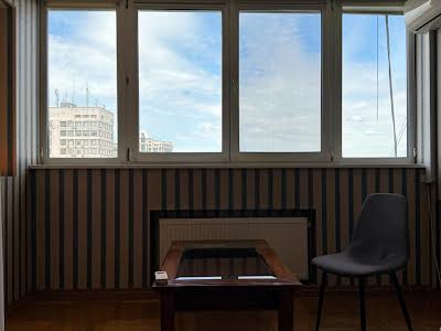 квартира за адресою Михайла Омеляновича-Павленка вул. (Суворова), 11