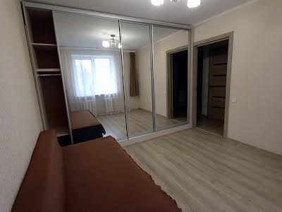 квартира за адресою Левітана вул., 67