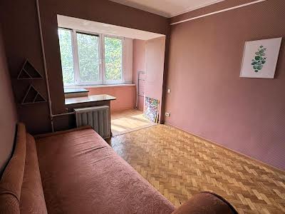 квартира за адресою Велика Васильківська вул. (Червоноармійська), 136
