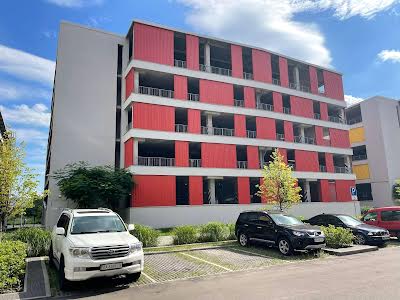 квартира за адресою Регенераторна вул., 4 к3