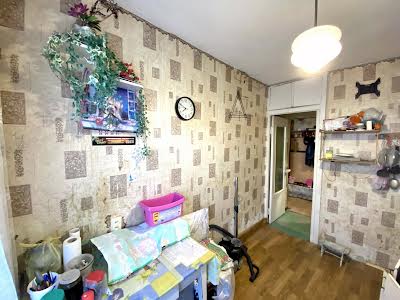 квартира за адресою Героїв України просп. (Героїв Сталінграду), 15а