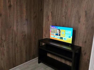 квартира за адресою Озерна вул., 27-а