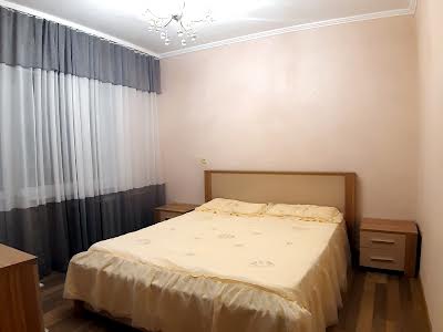 квартира по адресу Любомира Гузара просп. (Космонавта Комарова), 10-А