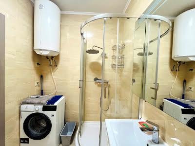 квартира за адресою Родини Кристерів, 20б