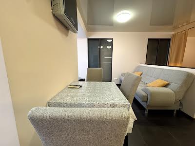 квартира за адресою Слави бульв., 21