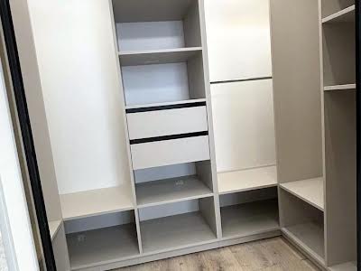 квартира за адресою Краснова вул., 1-А