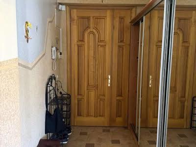 квартира за адресою Олександра Довженка вул., 12