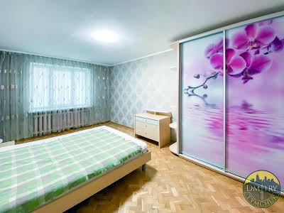 квартира по адресу Владимира Ивасюка просп. (Героїв Сталінграду), 14-Б