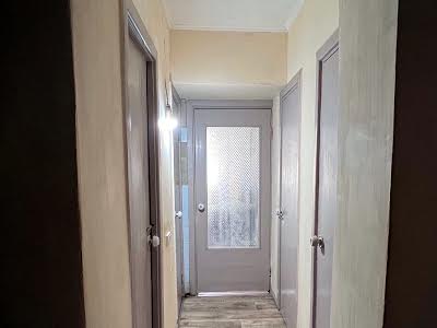 квартира за адресою Шкільна вул., 15